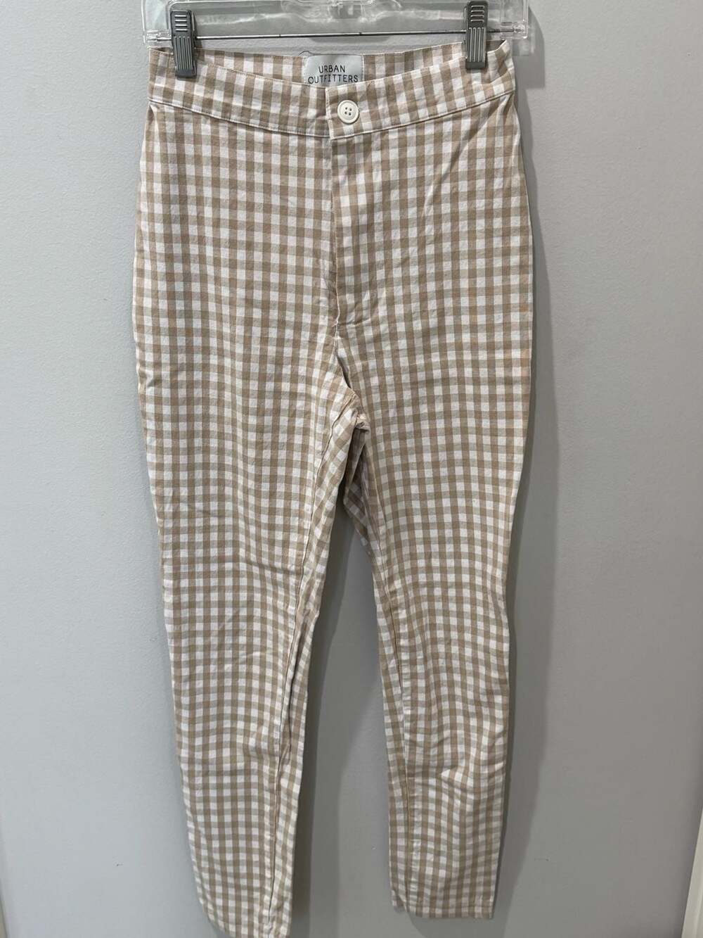 Urban Outfitters gingham capri pant tan and white size 0